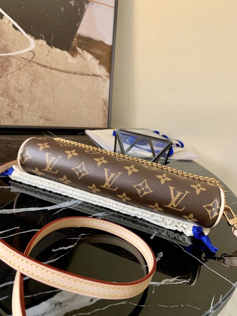 Louis Vuitton Eva Monogram Chain Replica Shoulder Bag M95567