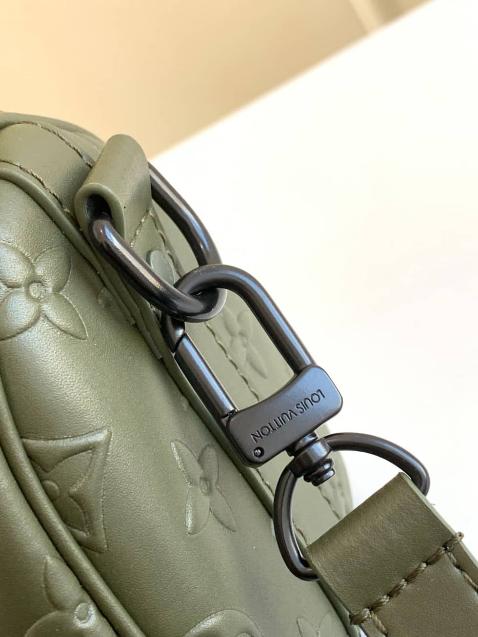 Louis Vuitton Keepall XS M57961 Replica Shoulder Bag