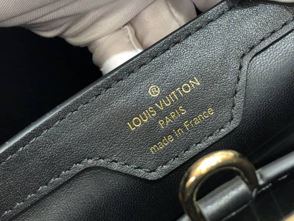 Louis Vuitton Capucines MM Black M59225 Replica Shoulder Bag