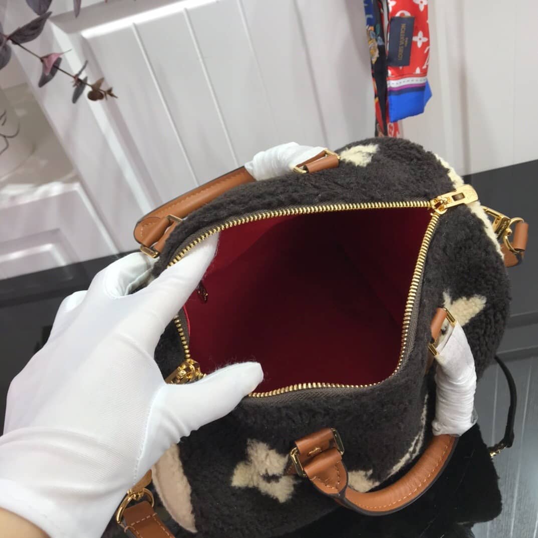 Louis Vuitton Replica Bags Speedy 25 Giant Monogram Teddy M55423