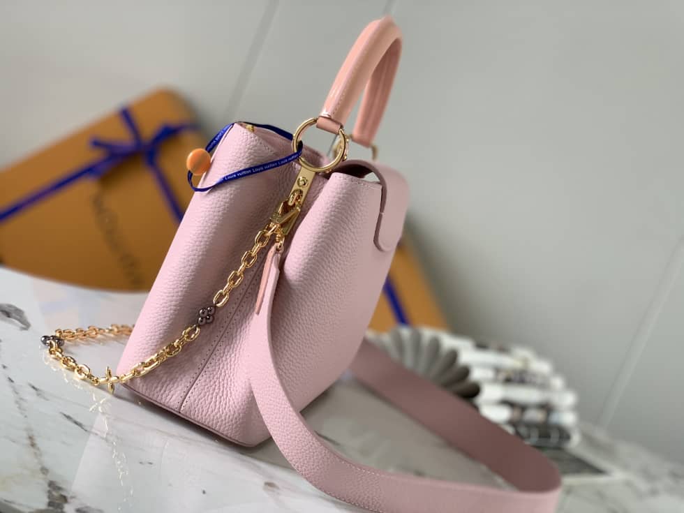 Louis Vuitton Capucines MM Pink M59209 Replica Crossbody Bag