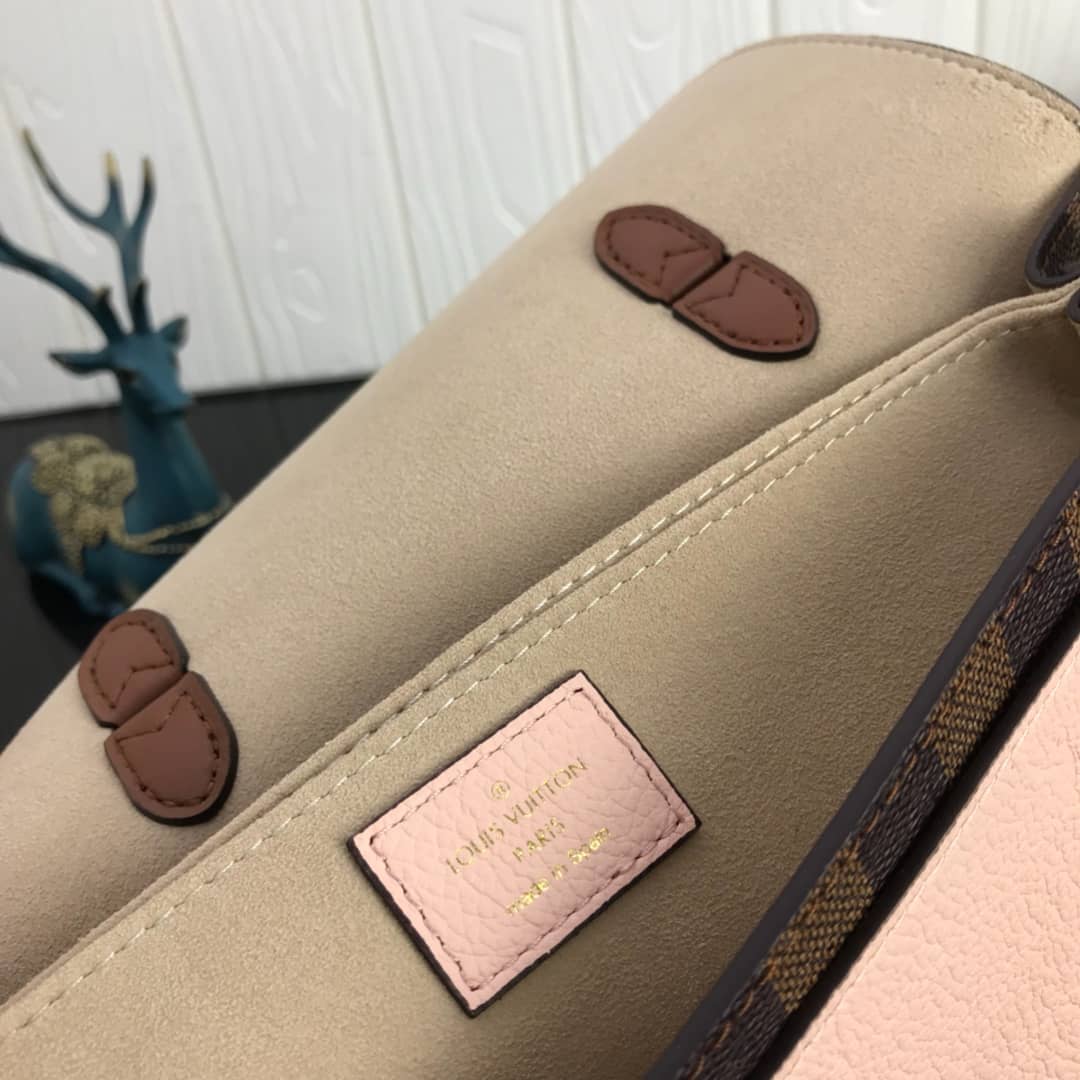 Louis Vuitton Damier Canvas Trendy Replica Crossbody Bag Pink N40146