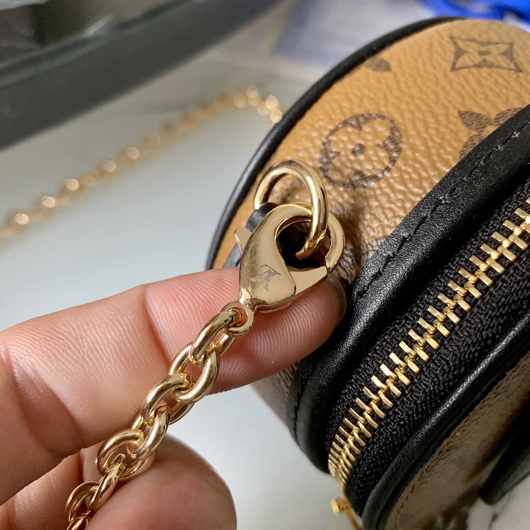 Louis Vuitton Petite Boite Chapeau Necklace Replica Bag M68577