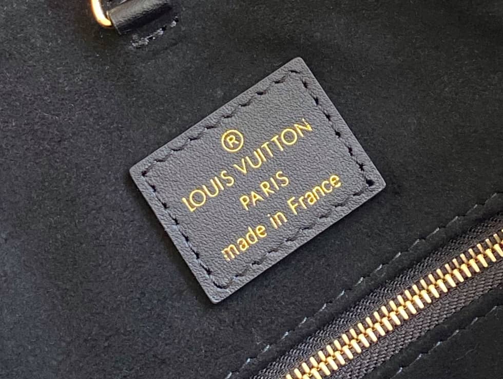 Louis Vuitton Wild At Heart OnTheGo MM Black M58522 Replica Tote