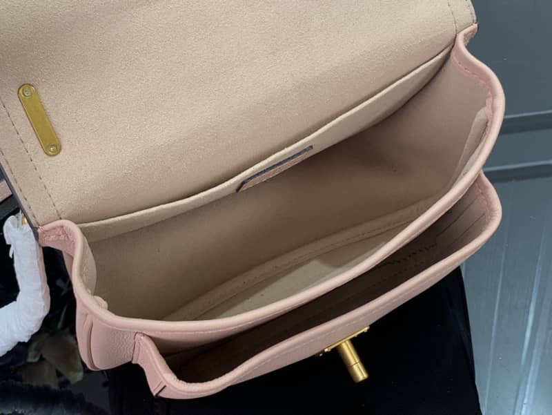 Louis Vuitton Lockme Chain PM Replica Handbag Pink M57073