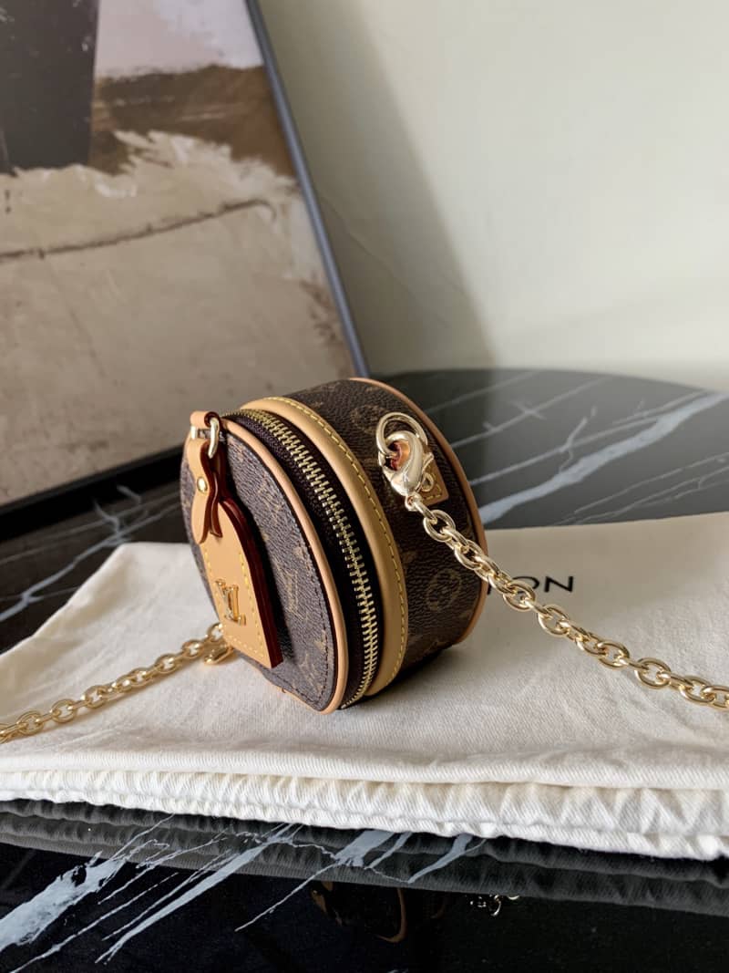 Louis Vuitton Monogram Canvas Boite Chapeau Replica Bag M68570