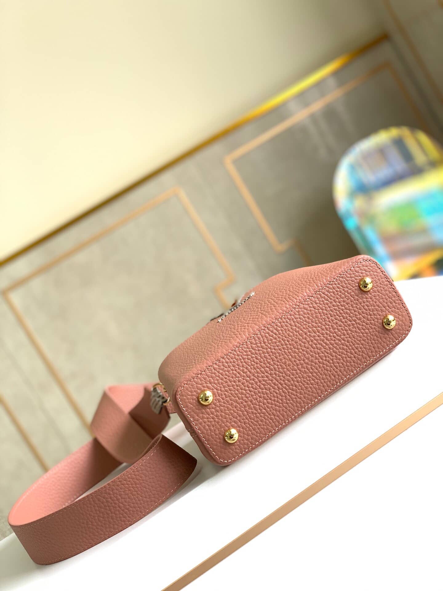 Louis Vuitton Capucines Mini Replica Bag Pink M55921