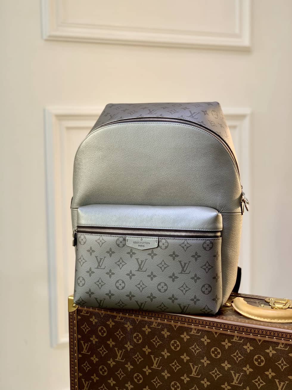 Louis Vuitton Discovery PM Steel Monogram Canvas Taiga Gray M30835 Replica Backpack
