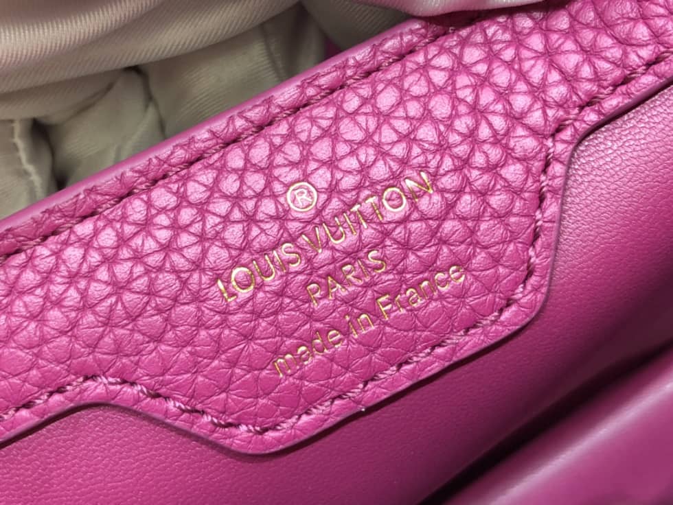 Louis Vuitton Capucines BB Rose M59066 Replica Shoulder Bag