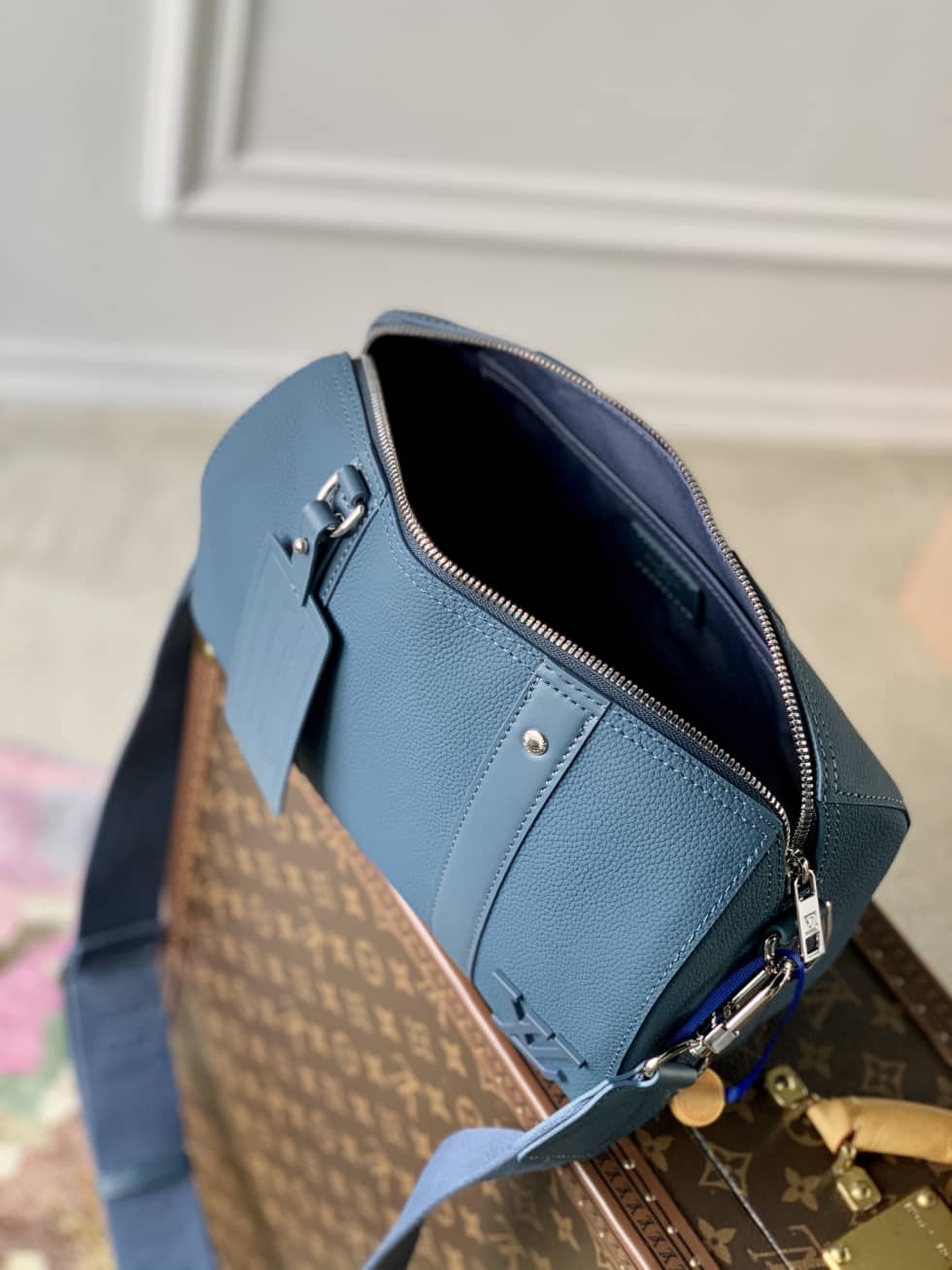 Louis Vuitton City Keepall M59328 Replica Shoulder Bag