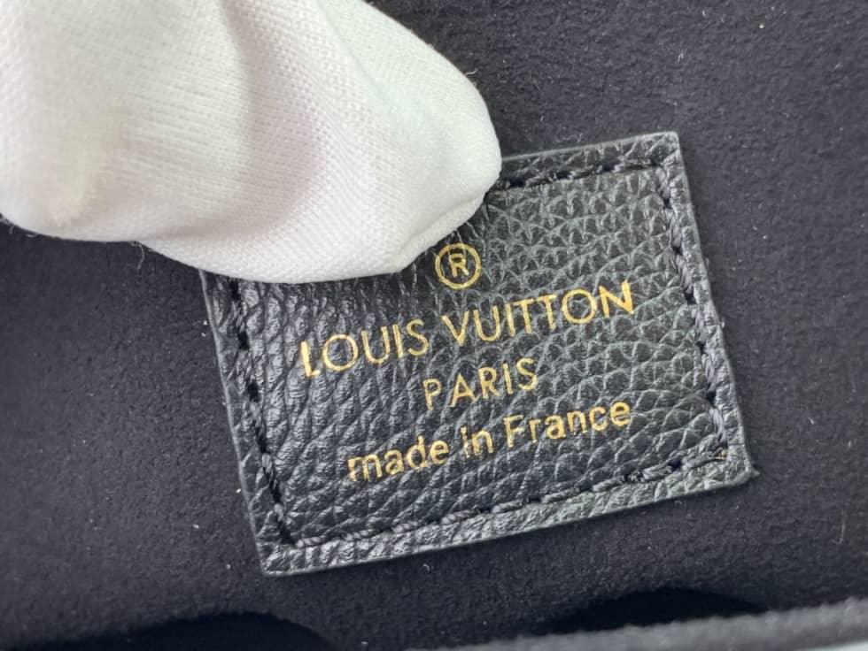 Louis Vuitton Lockme Tender Leather Black M58557 Replica Crossbody Bag