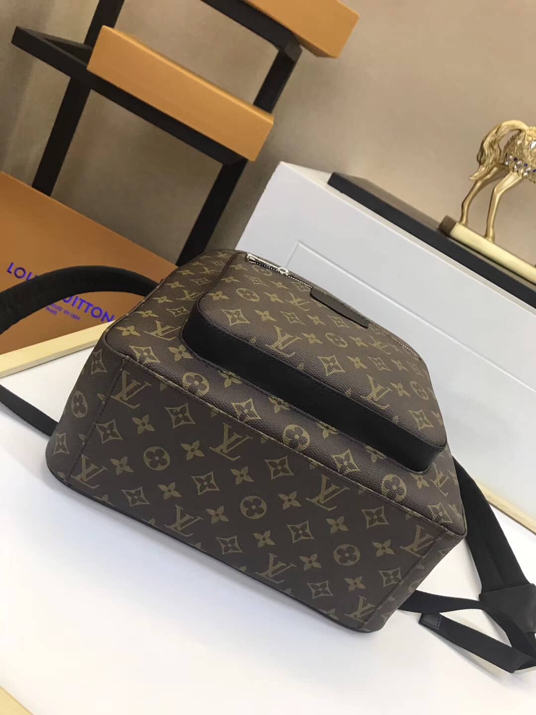 Louis Vuitton Monogram Mens Josh Macaca Replica Rucksack M41530