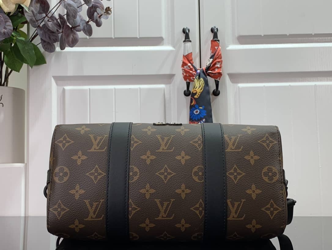 Louis Vuitton City Keepall Friend Virgil Abloh Monogram Replica Shoulder Bag M45652