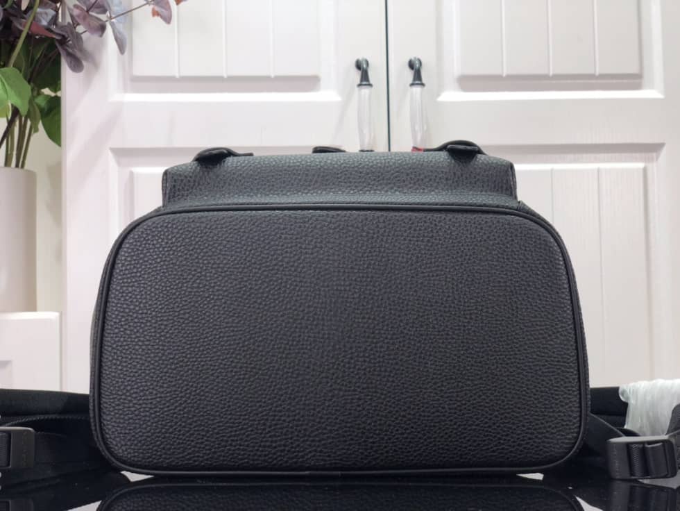 Louis Vuitton Christopher Slim Taurillon Leather Black M58644 Replica Backpack