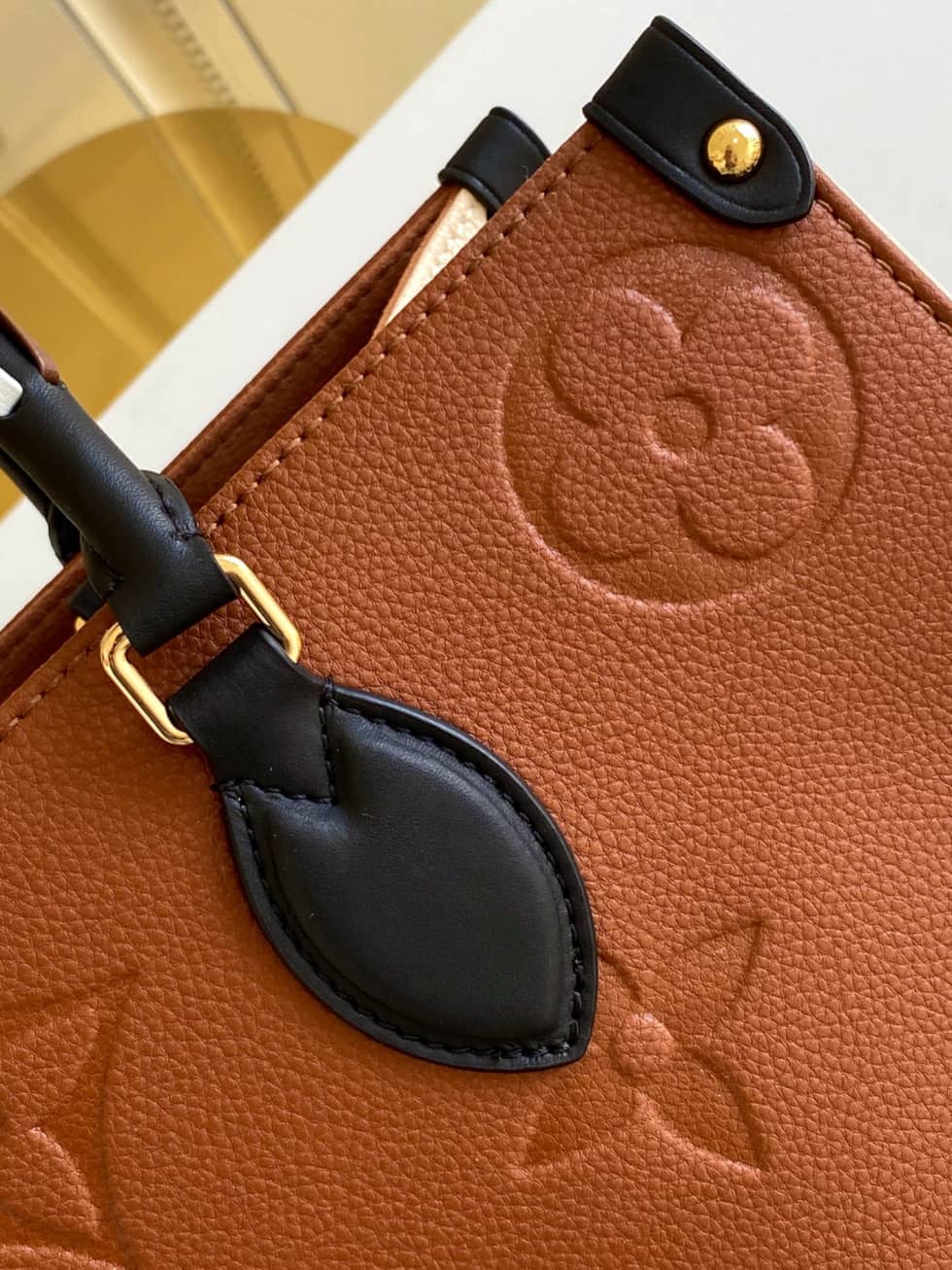 Louis Vuitton Wild At Heart OnTheGo MM M58521 Replica Tote