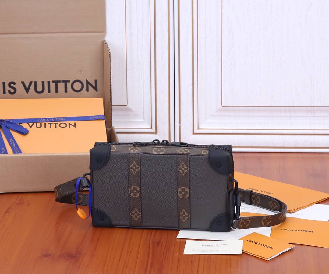 Louis Vuitton Soft Trunk Replica Wallet Brown M30697