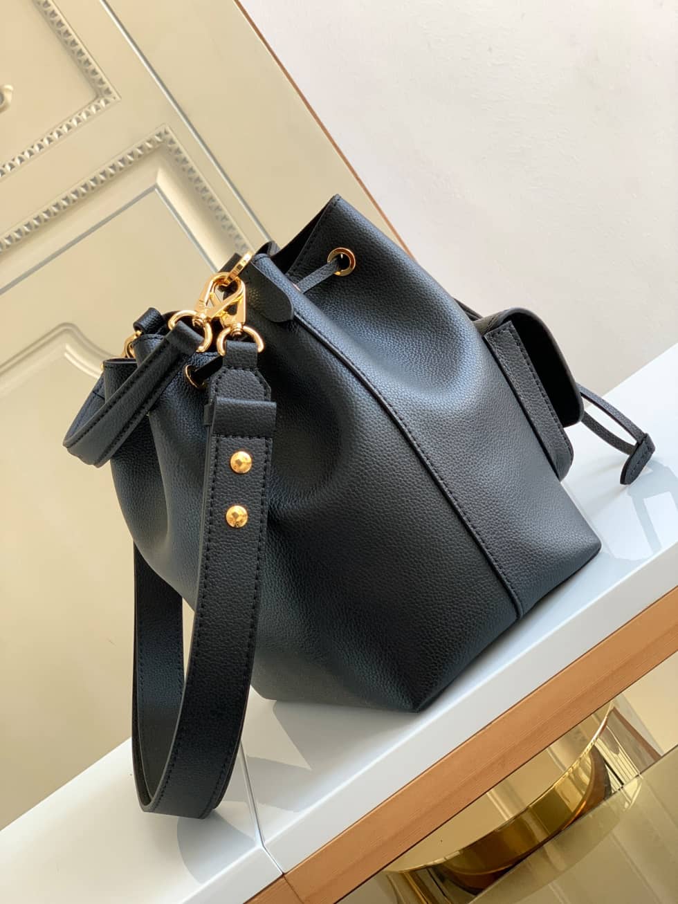 Louis Vuitton Lockme Grained Calf Leather Black M57687 Replica Bucket Bag