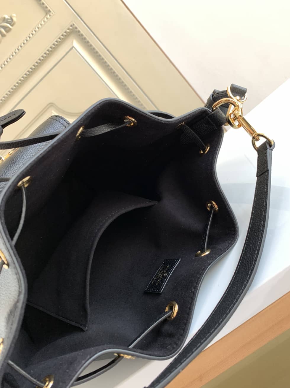 Louis Vuitton Lockme Grained Calf Leather Black M57687 Replica Bucket Bag