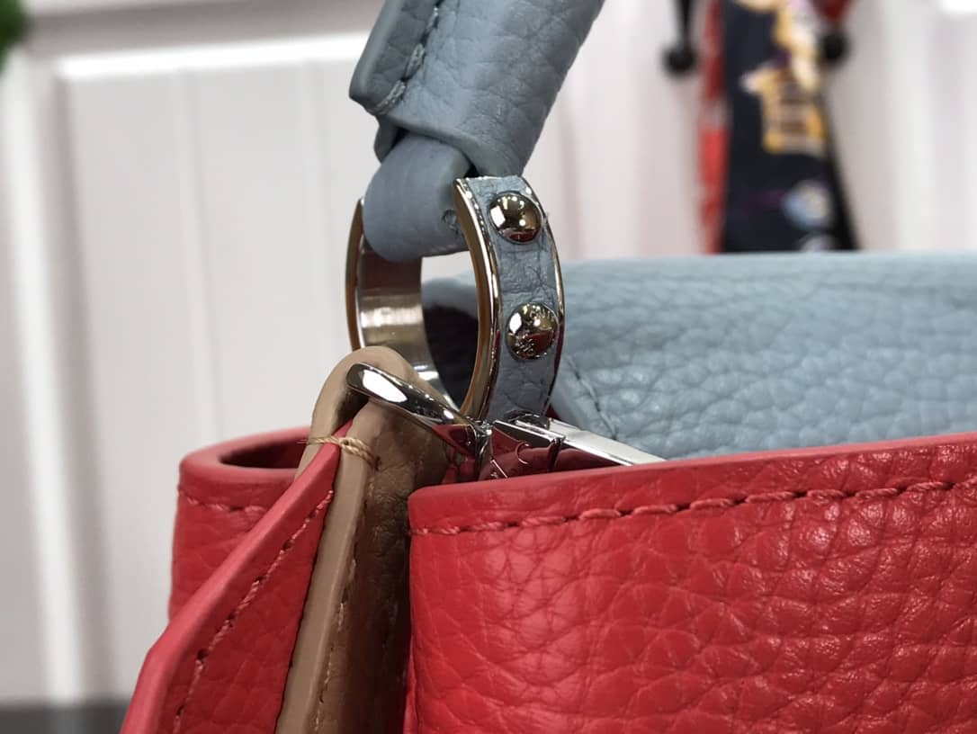 Louis Vuitton Capucines Mini Taurillon Leather Replica Bag Red M57520