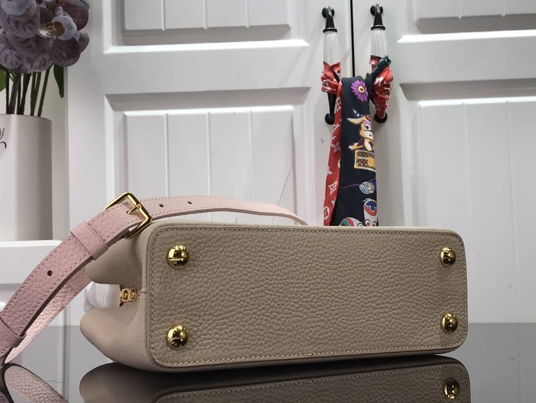 Louis Vuitton Capucines MM 2way Leather Replica Shoulder Bag Apricot M57523