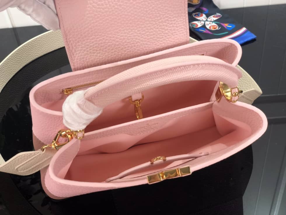 Louis Vuitton Capucines BB M59268 Replica Shoulder Bag