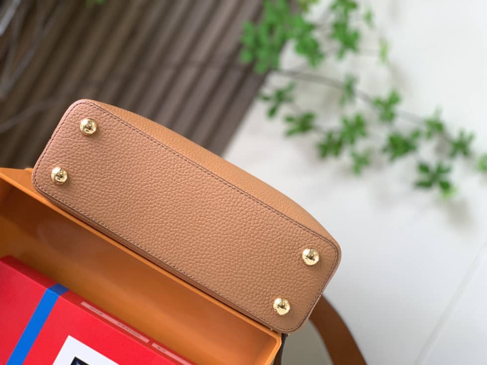 Louis Vuitton Capucines BB N80741 Replica Shoulder Bag