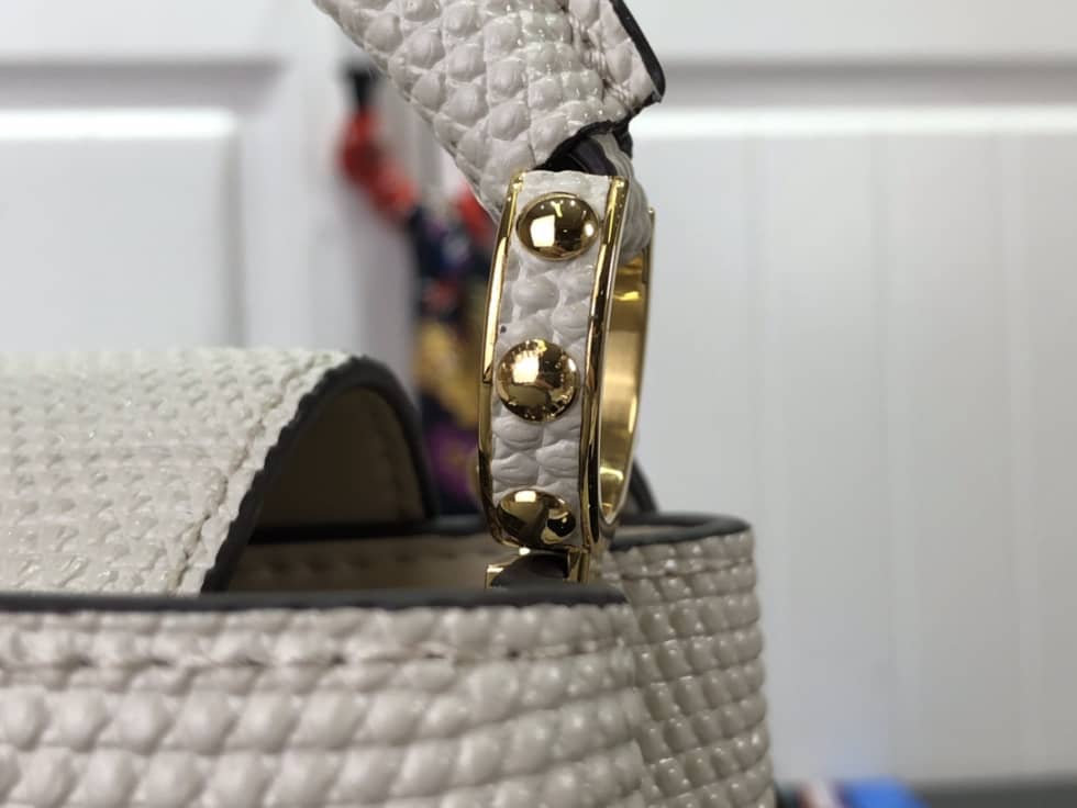 Louis Vuitton Capucines Mini Collection N98093 Replica Shoulder Bag