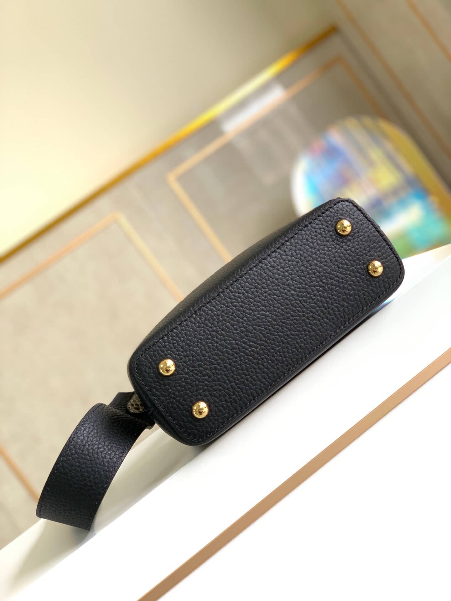 Louis Vuitton Capucines Mini Replica Bag Black M55921