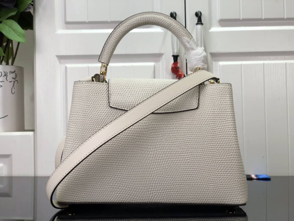 Louis Vuitton Capucines BB Collection N98093 Replica Shoulder Bag