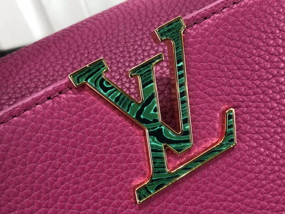 Louis Vuitton Capucines BB Rose M59066 Replica Shoulder Bag