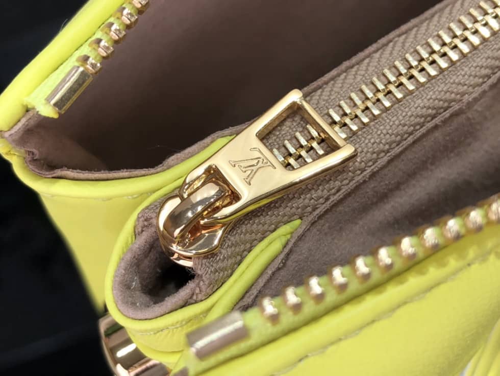 Louis Vuitton Coussin PM M57790 Replica Shoulder Bag