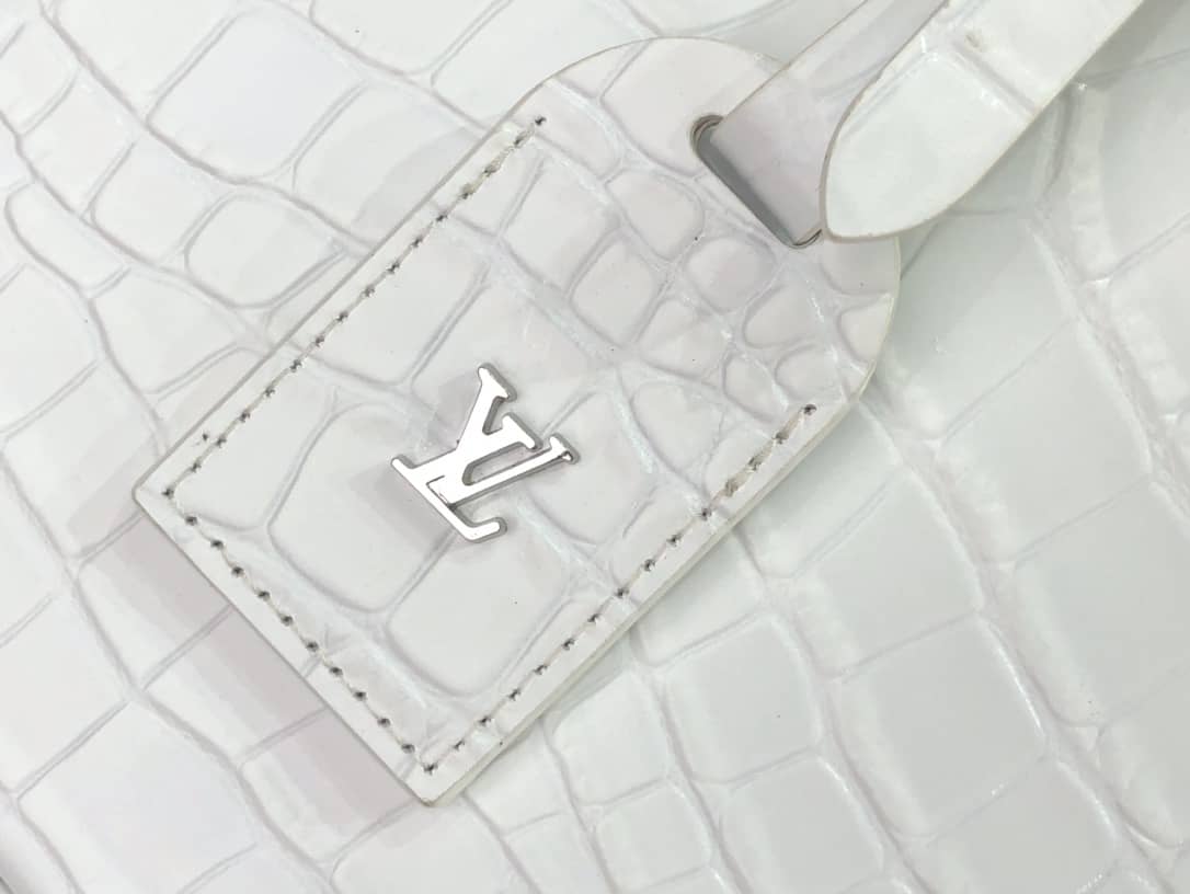 Louis Vuitton Petite Boite Chapeau Crocodilien Brillant Replica Bag White N93597