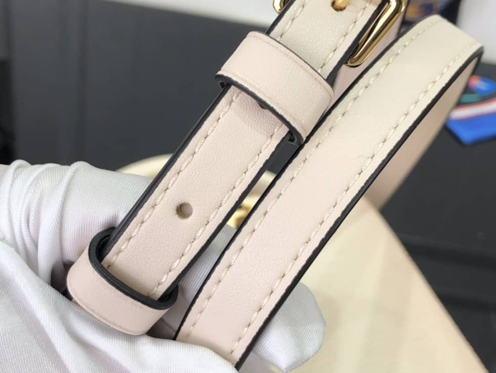 Louis Vuitton Capucines Mini Collection Pink N98093 Replica Shoulder Bag