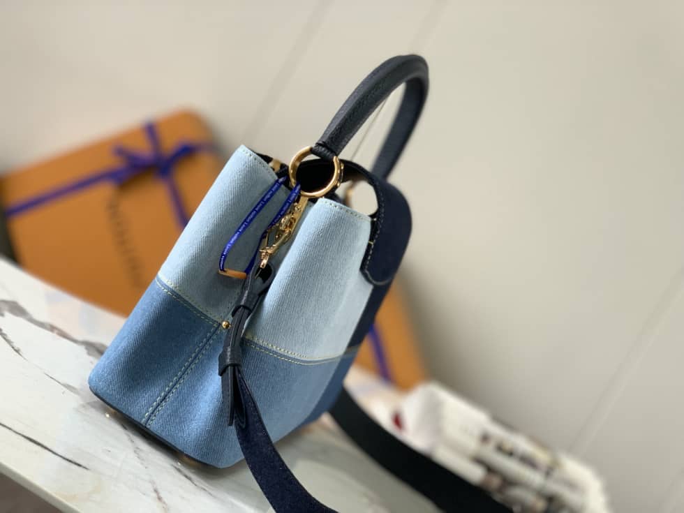 Louis Vuitton Capucines BB M59269 Replica Shoulder Bag