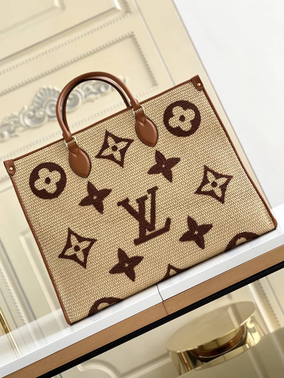 Louis Vuitton OnTheGo Monogram Giant Raffia Tote