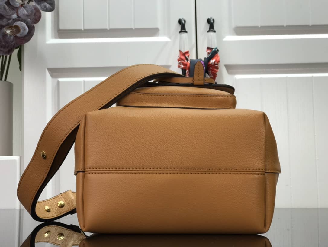 Louis Vuitton Lockme Replica Bucket Bag Orange M57688