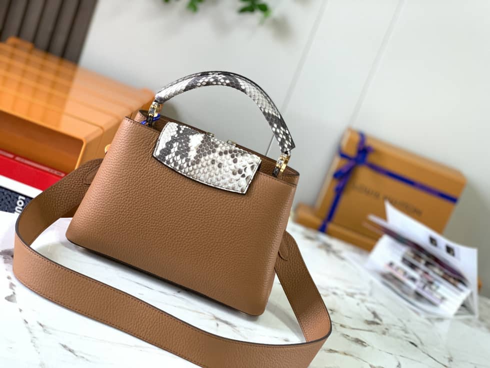 Louis Vuitton Capucines BB N80741 Replica Shoulder Bag