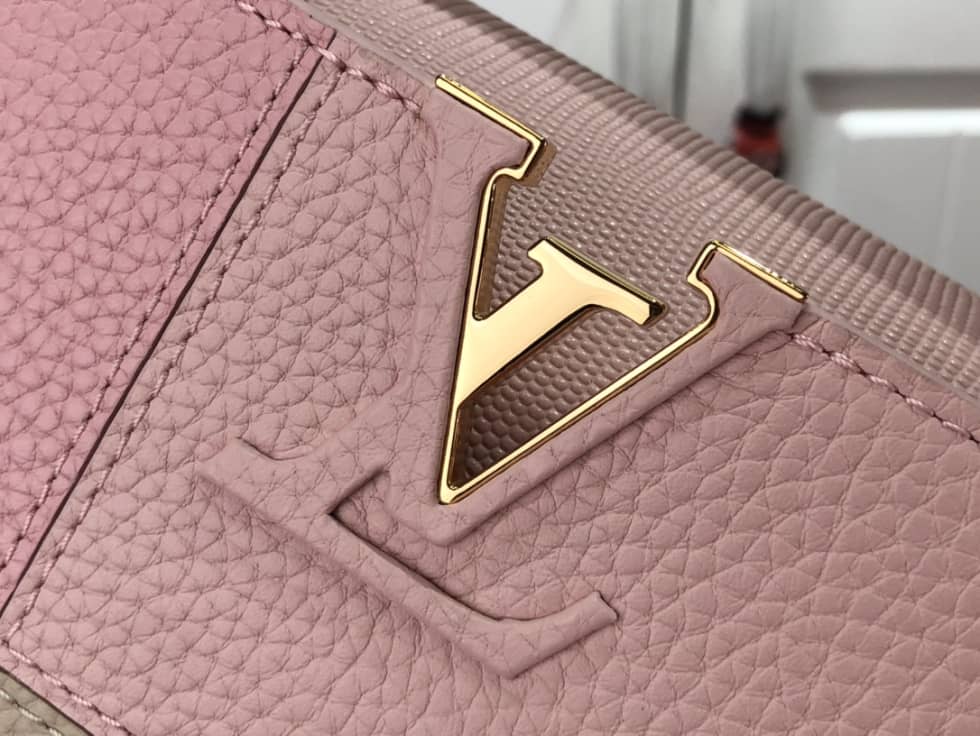 Louis Vuitton Capucines Mini M59268 Replica Shoulder Bag