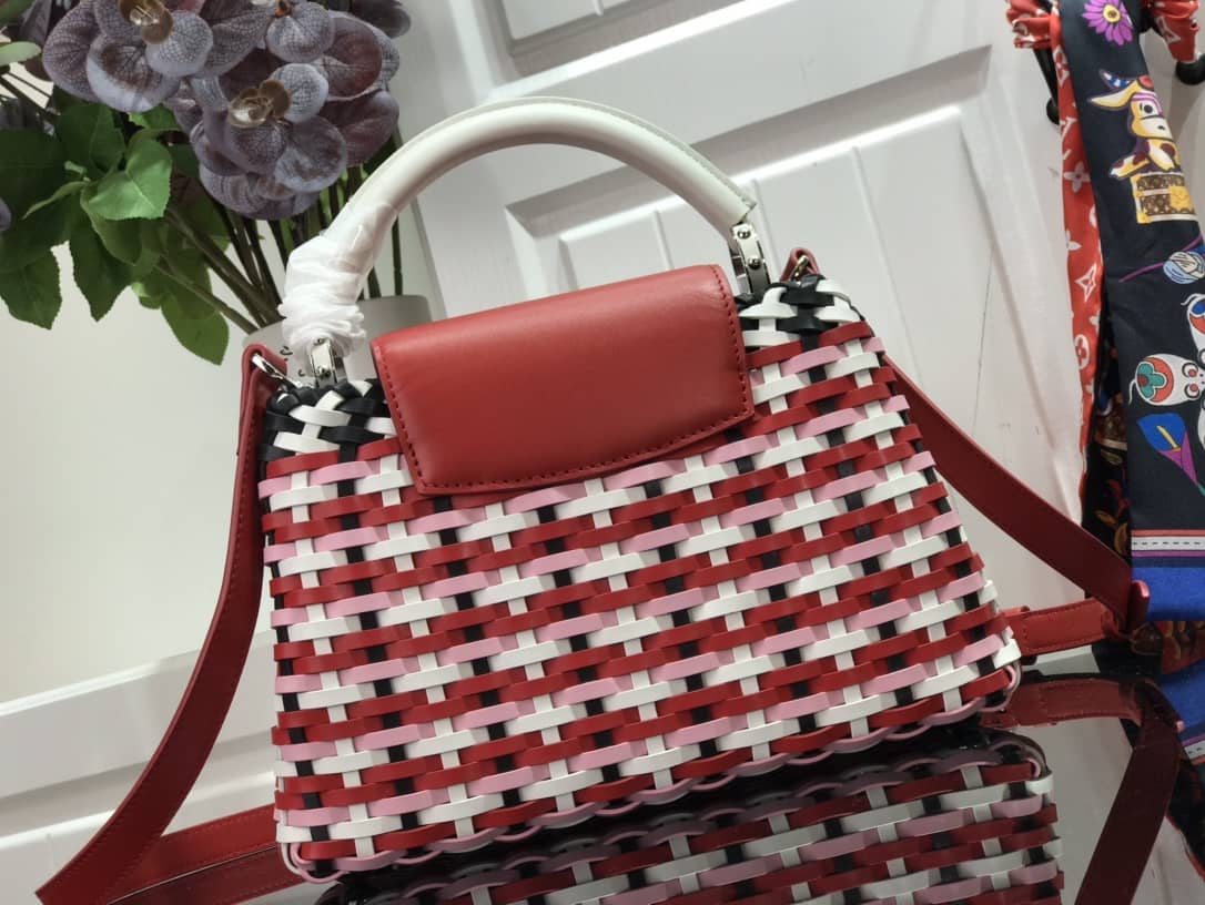 Louis Vuitton Capucines Taurillon Hand Shoulder Bag Replica Red M94519