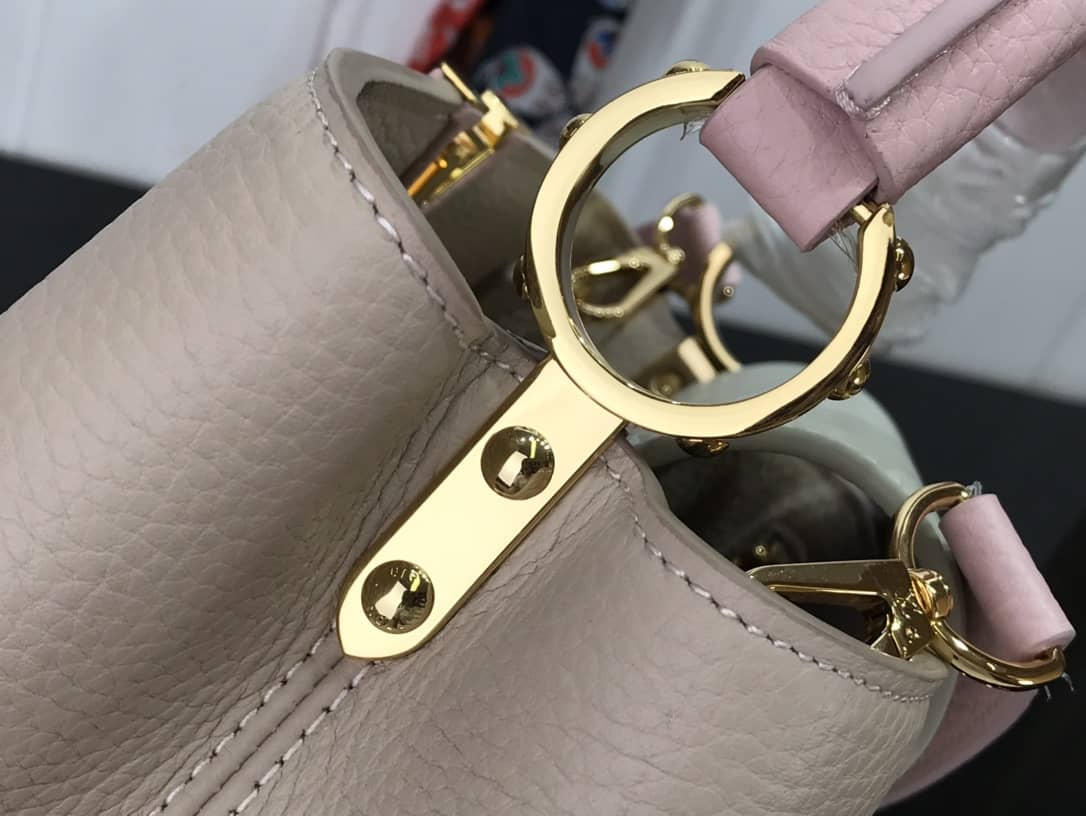Louis Vuitton Capucines MM 2way Leather Replica Shoulder Bag Apricot M57523