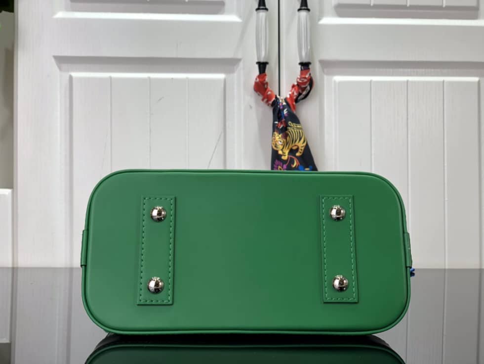 Louis Vuitton Alma BB Epi Leather Green M59357 Replica Shoulder Bag