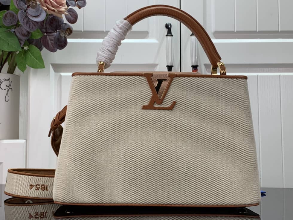 Louis Vuitton Capucines MM M59872 Replica Shoulder Bag