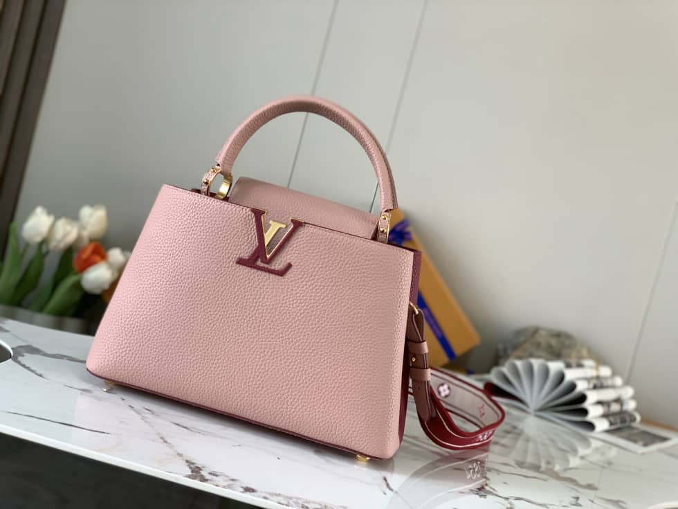 Louis Vuitton Capucines MM Beige And Wine red M58610 Replica Crossbody Bag