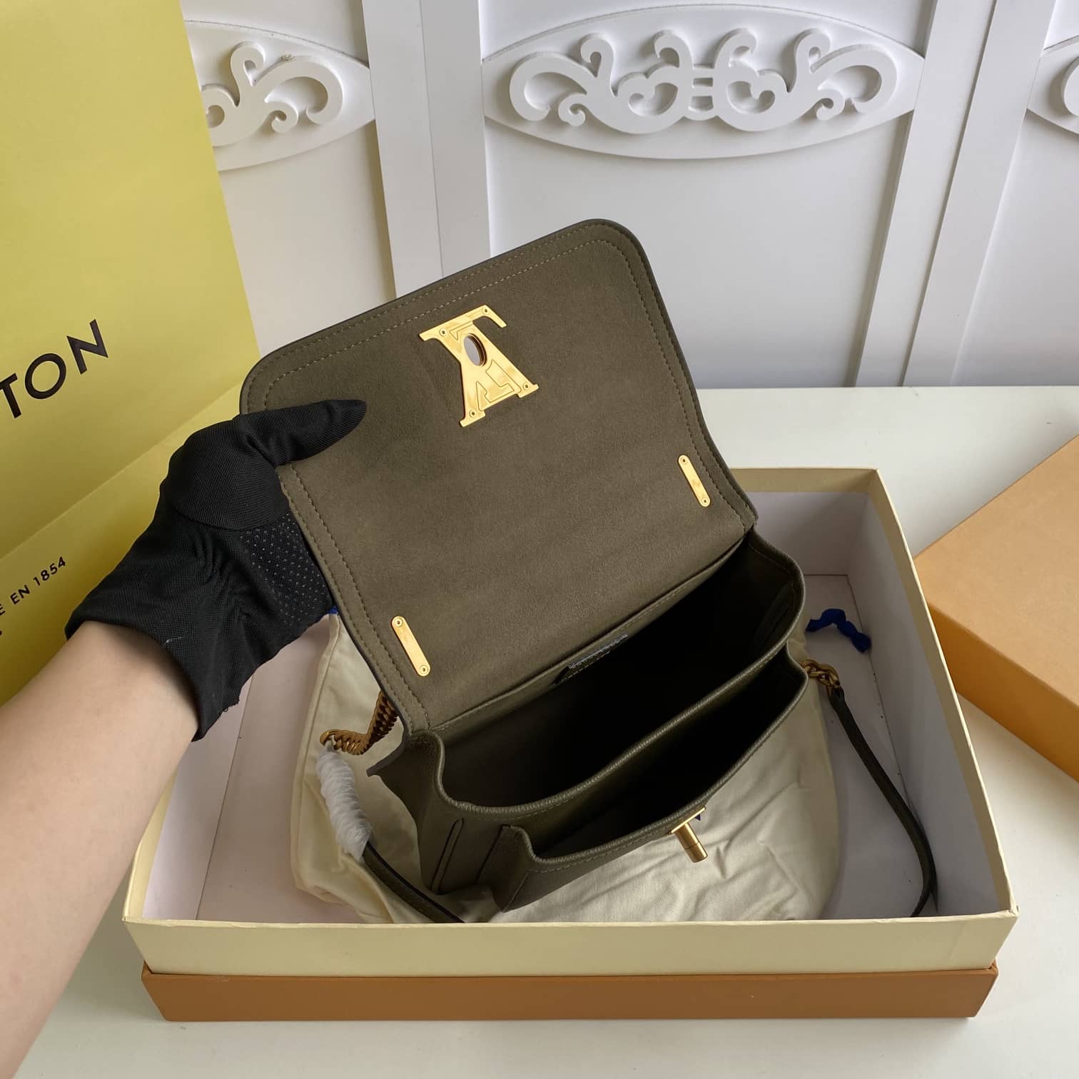 Louis Vuitton Lockme Chain PM Replica Bag Green M57073