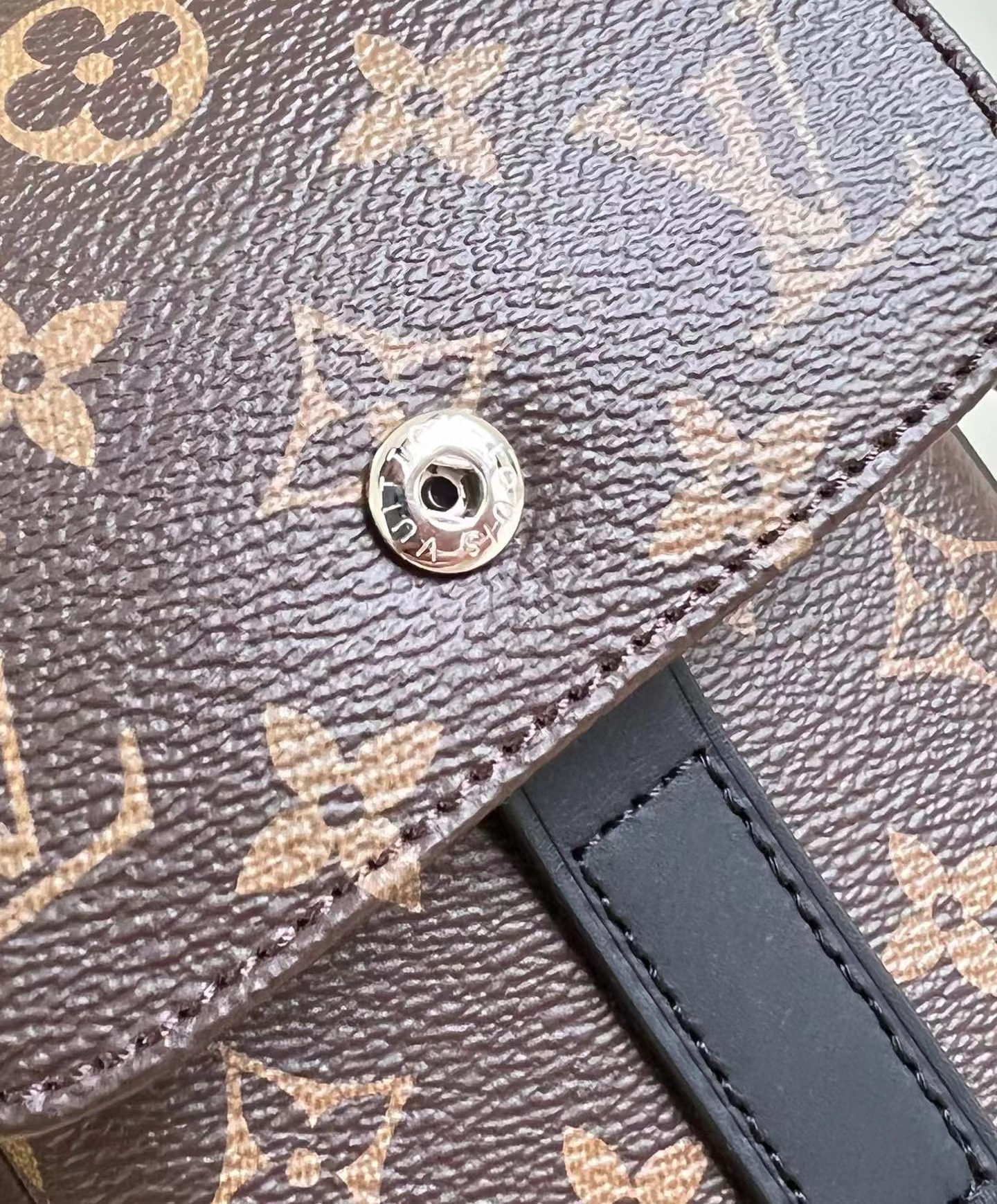 Louis Vuitton Christopher MM Radiant Sun