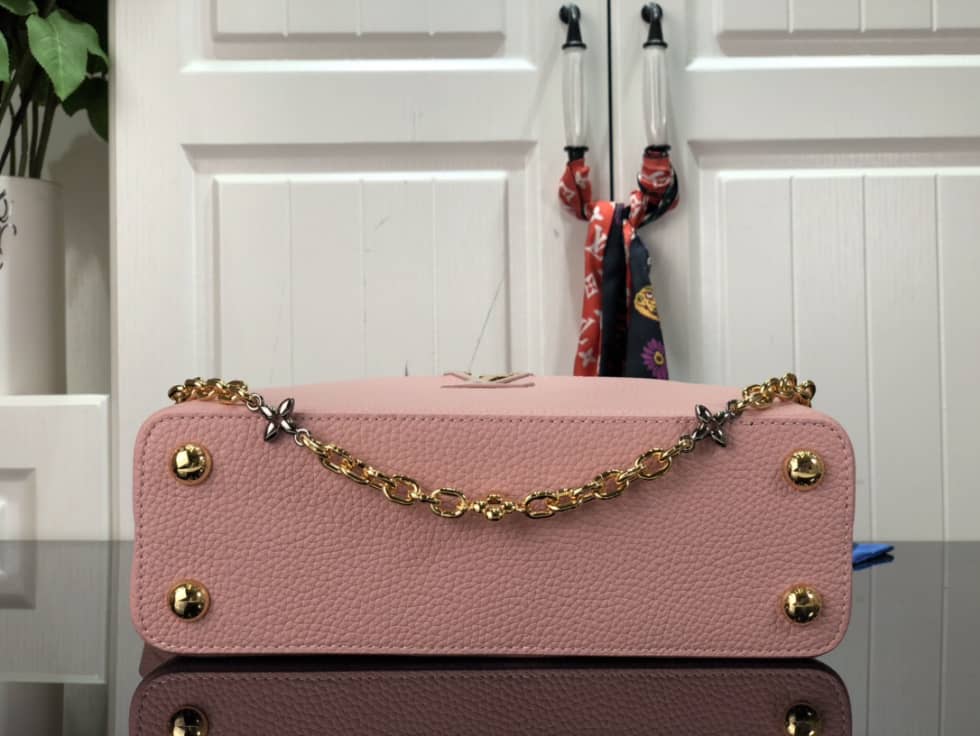 Louis Vuitton Capucines BB M59065 Replica Shoulder Bag