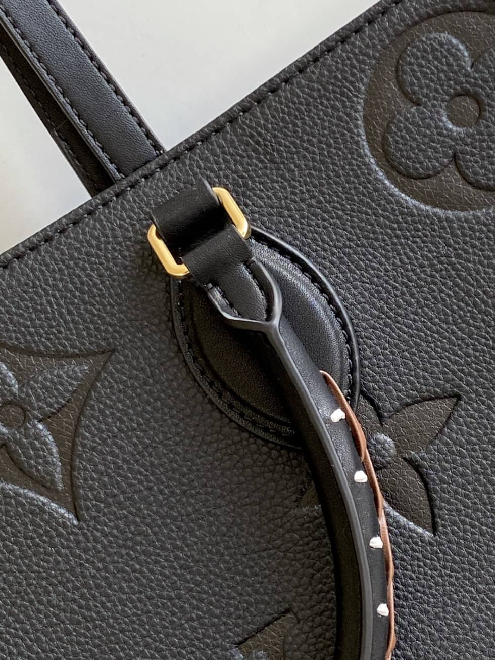 Louis Vuitton Wild At Heart OnTheGo MM Black M58522 Replica Tote