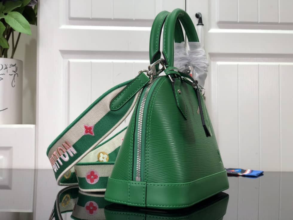 Louis Vuitton Alma BB Epi Leather Green M59357 Replica Shoulder Bag