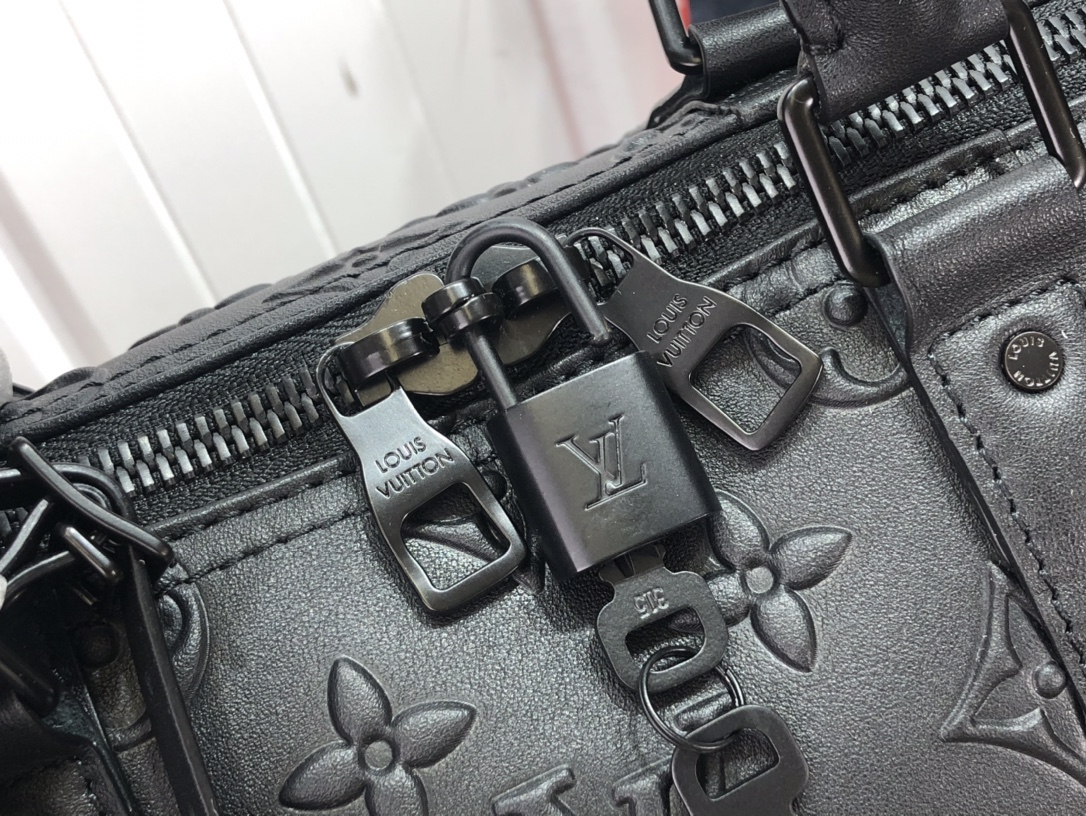 Louis Vuitton Keepall Bandouliere 50 Monogram Replica M57963