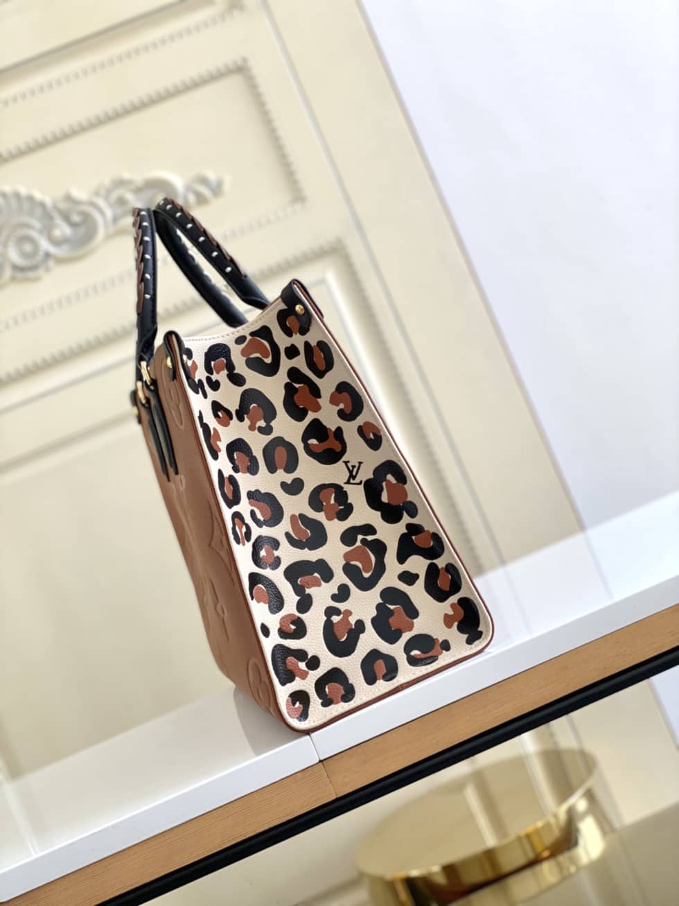 Louis Vuitton Wild At Heart OnTheGo MM M58521 Replica Tote